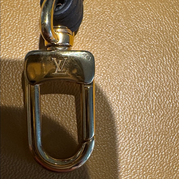 Louis Vuitton pochette strap - Picture 11 of 11